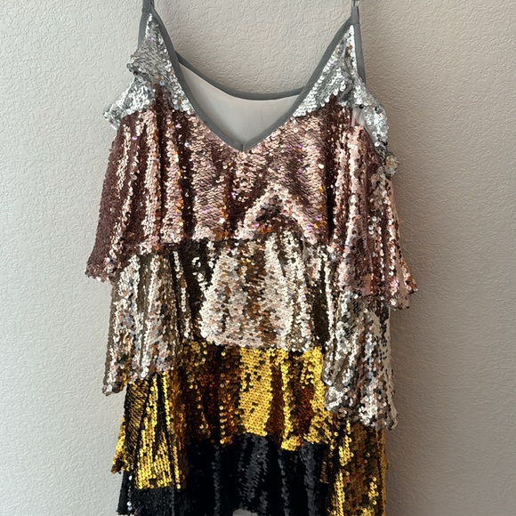 Sparkly boutique dress size S - Picture 4 of 5